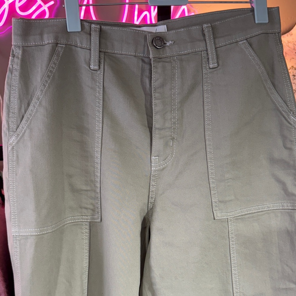 Just Black Women's Light Green Wide Leg Pants NWOT - Picture 3 of 6